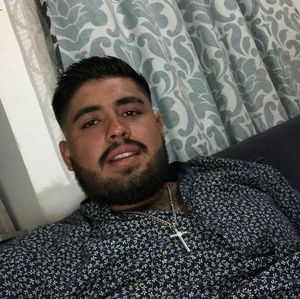 Meet your Posher, Ulises